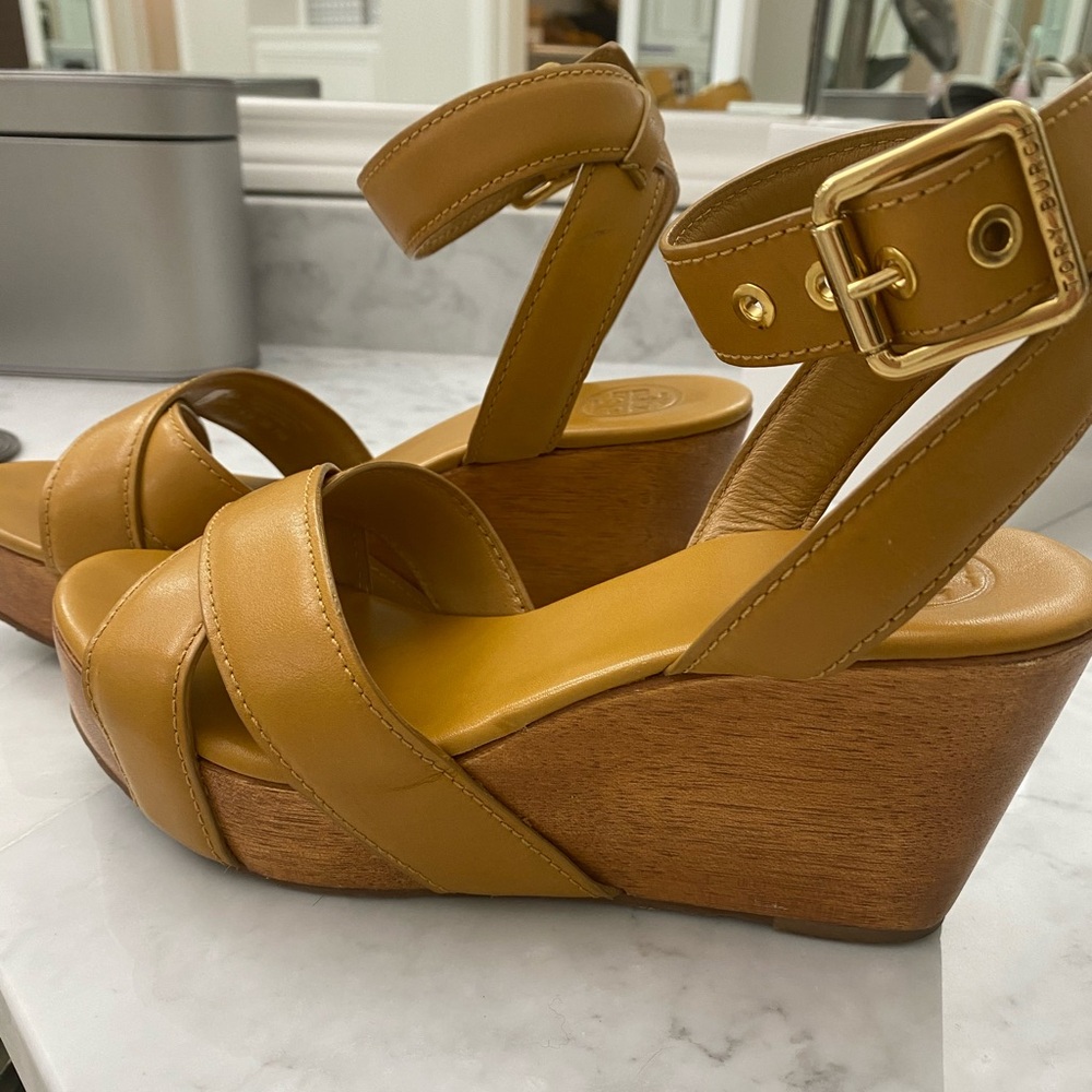 TORY BURCH Almita Wood Wedge Platform Sandals Heels Leather Size 7 VTG 90s